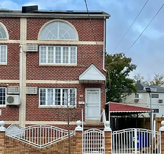 Private Room In Brooklyn - Close To Jfk And Easy Access To Transportation